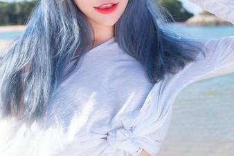 花リリ(Plant Lily)的写真原图，约尔就算辣眼睛也是个美丽的冲击。